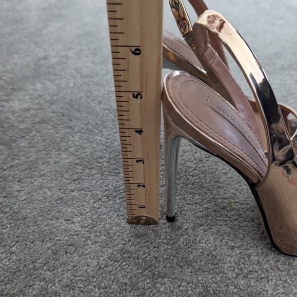 BCBG Maxazria Prue Metallic Leather Pumps size EU 36 - Picture 5 of 9